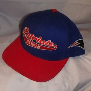 New England Patriots Vintage 90s NFL Snapback Hat